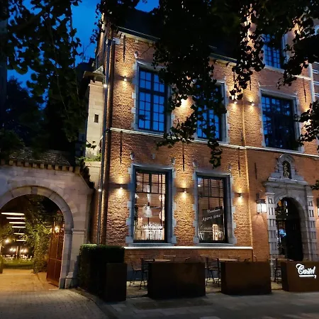 Bed & Breakfast Castelsuites Bruges