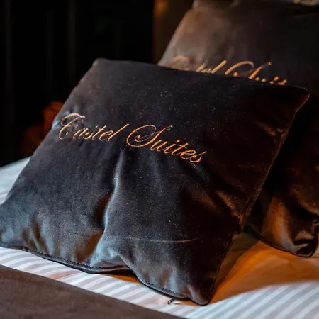 Castelsuites *